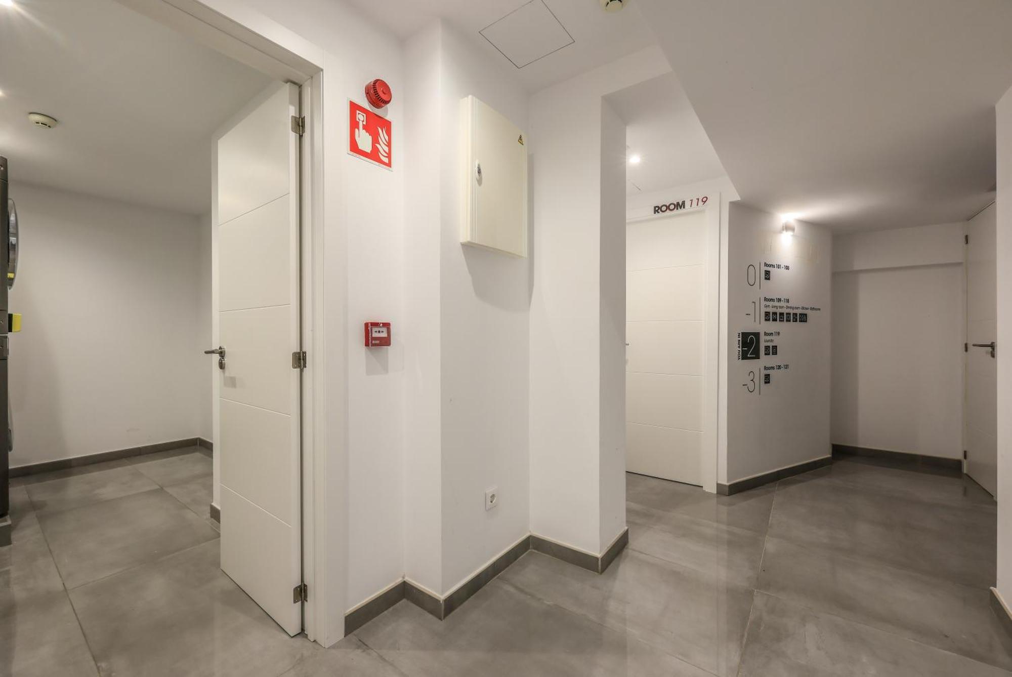 Amazinn Places Chamberi マドリード エクステリア 写真